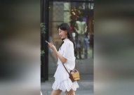 坐轮椅高颜值小姐姐视频,展现独特魅力的人生风采”