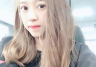 carman小姐姐,时尚与智慧的完美融合