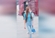 凹凸小姐姐图,时尚潮流的街头风采